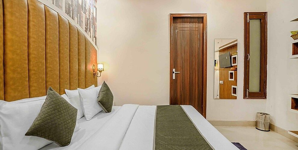 Hotel Paris Chandigarh -Zirakpur Standard Room 2