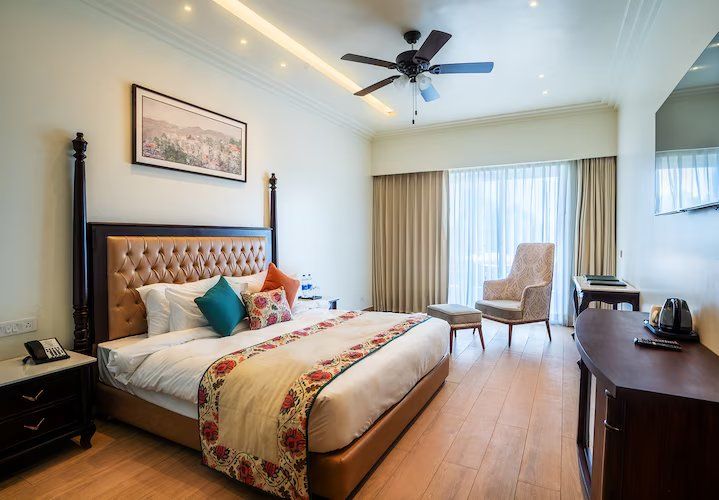 Super Deluxe Room