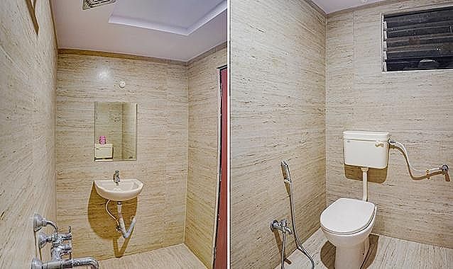  FabHotel The Pannis Deluxe Room 3