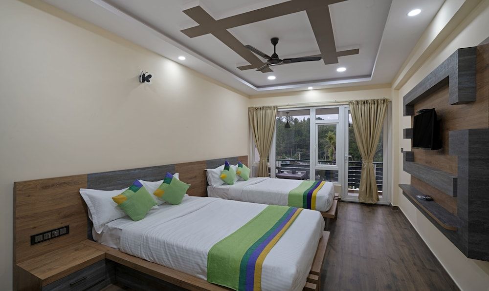 Treebo 3C Comforts Deluxe Double Room 4
