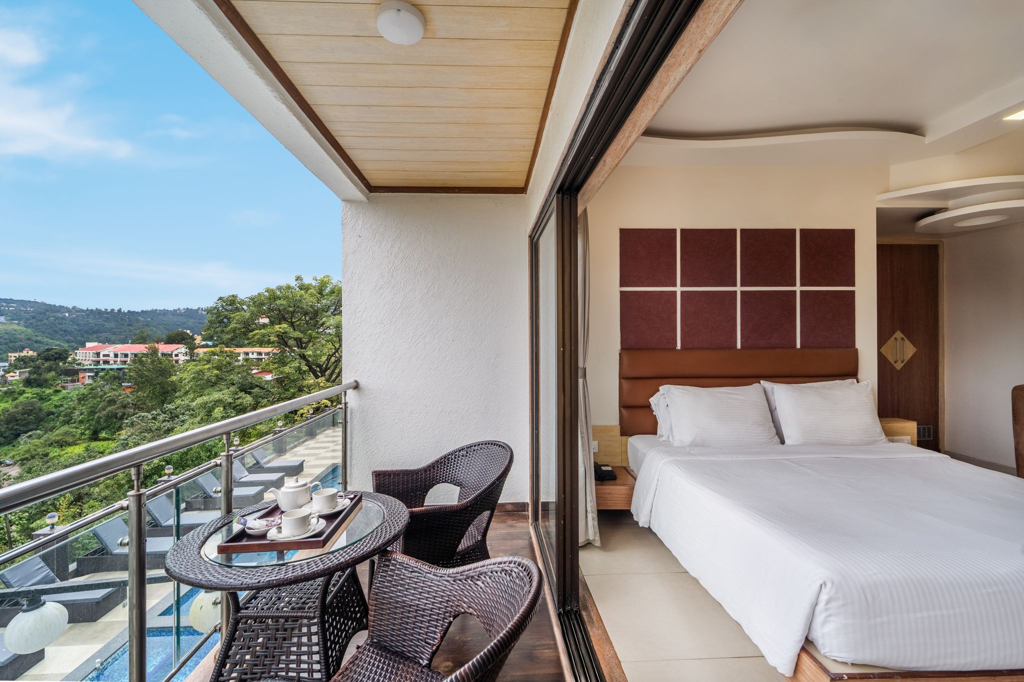 Mountain View Premier room with Balcony