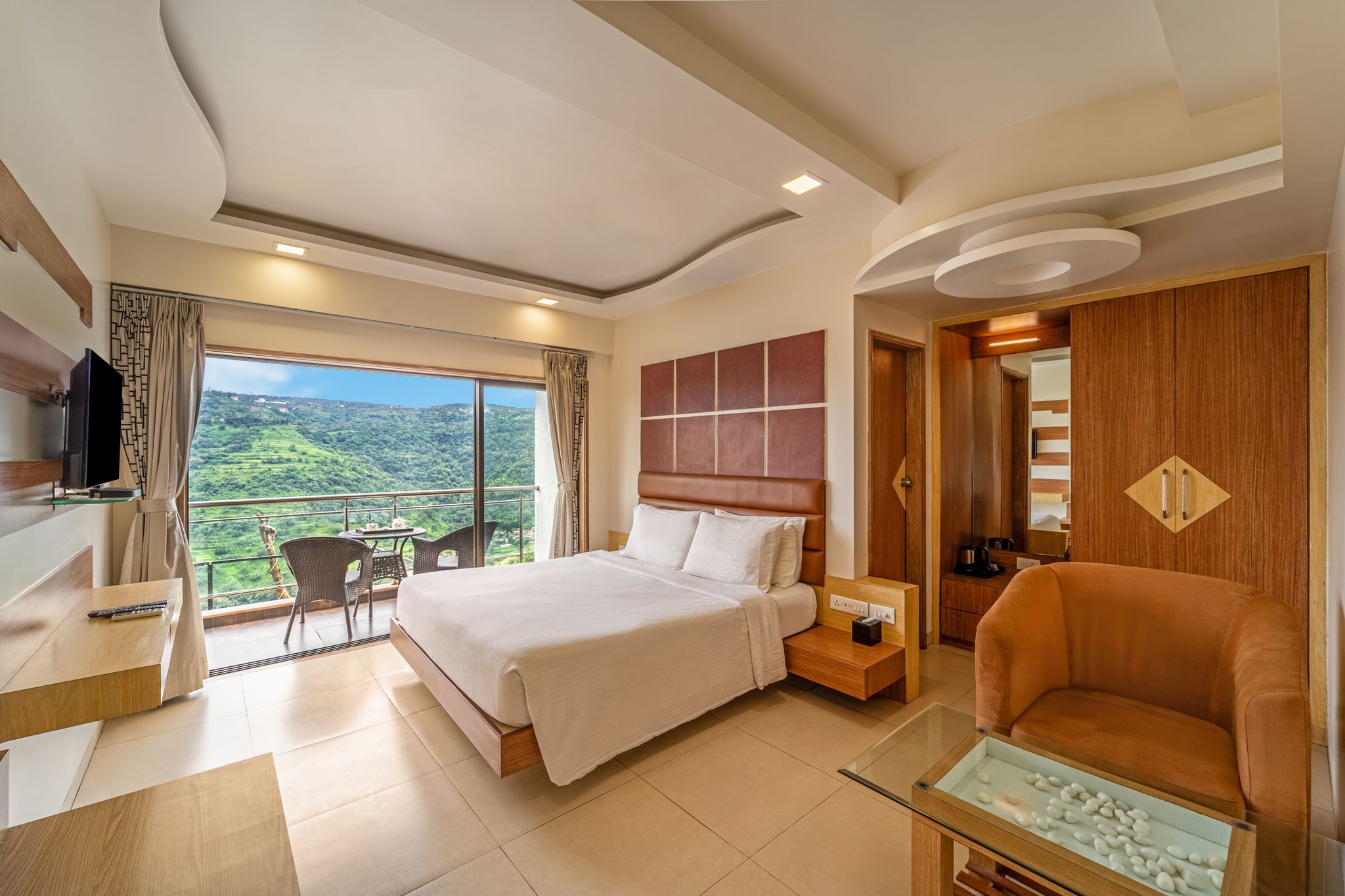 Mountain View Premier room with Balcony