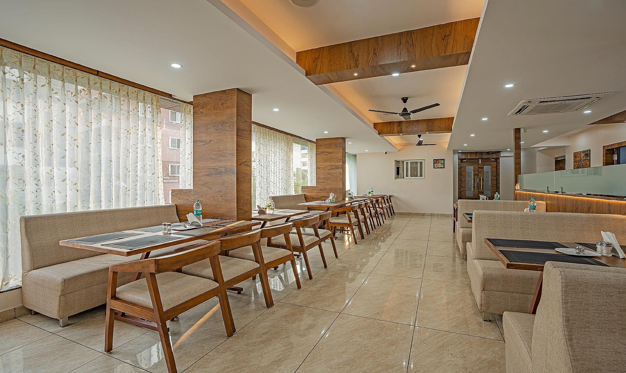 Restaurant (Private room)