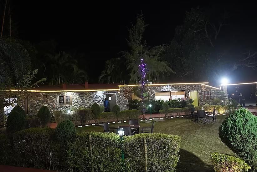 undefined HR Dukes Den Resort 9