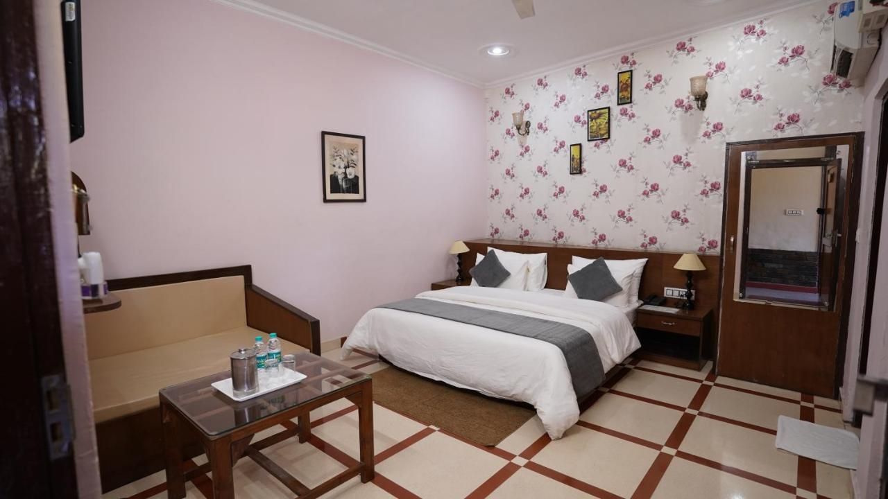 undefined HR Dukes Den Resort 5