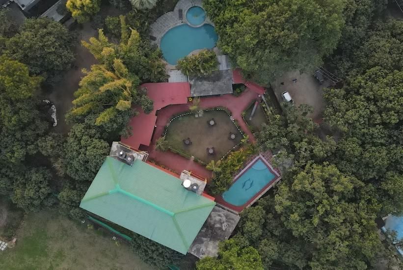 undefined HR Dukes Den Resort 2