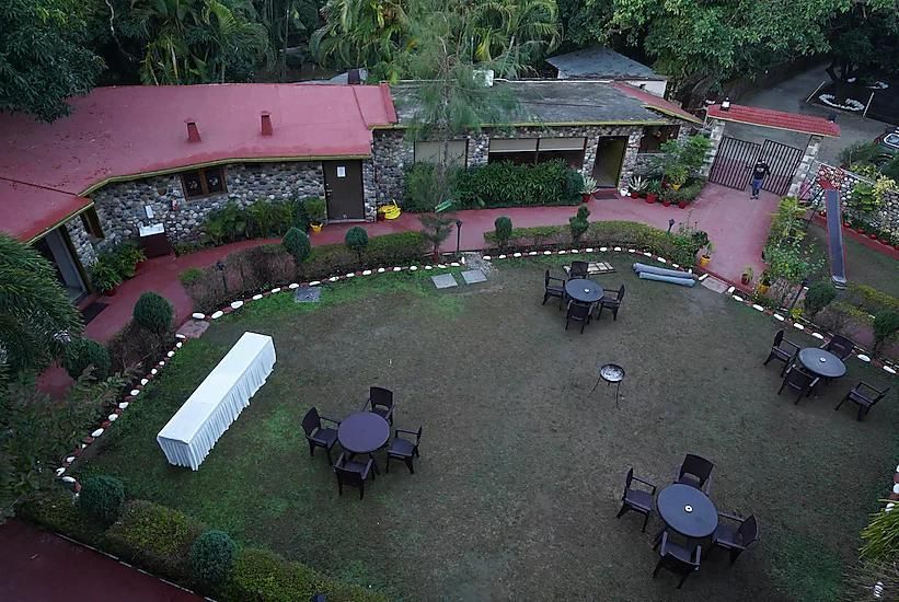 undefined HR Dukes Den Resort 3