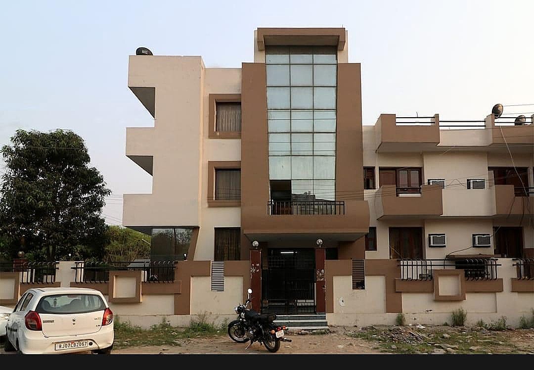 Hotel Kiara Inn Noida