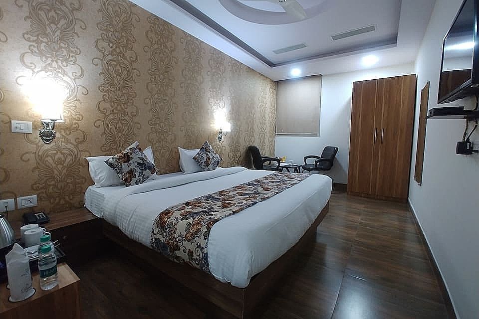 The Dwelling Paradise Executive Room 20