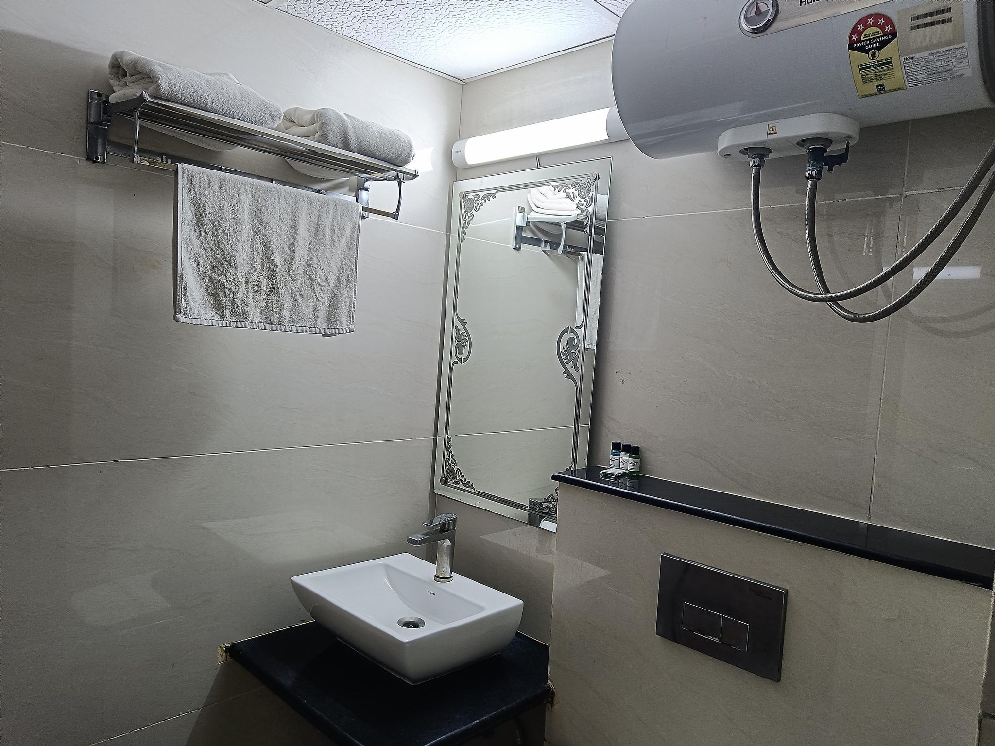 The Dwelling Paradise Executive Room 4