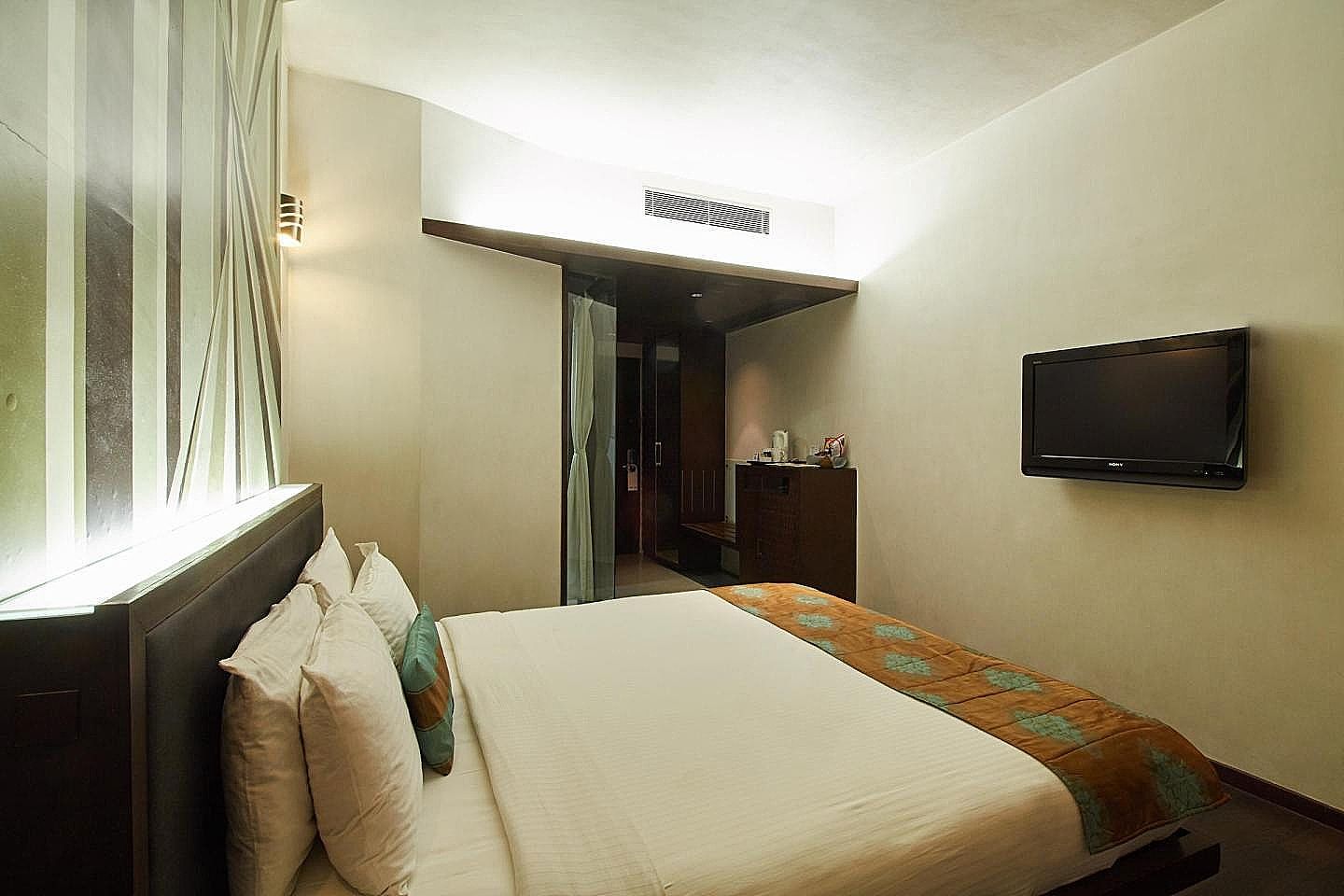 Prime Room with Work Desk