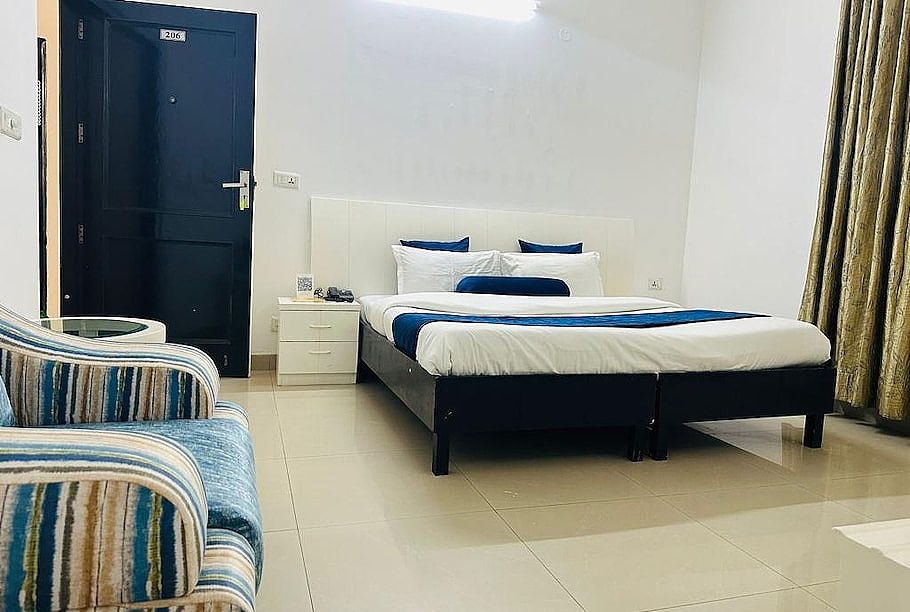 Deluxe Room with Balcony