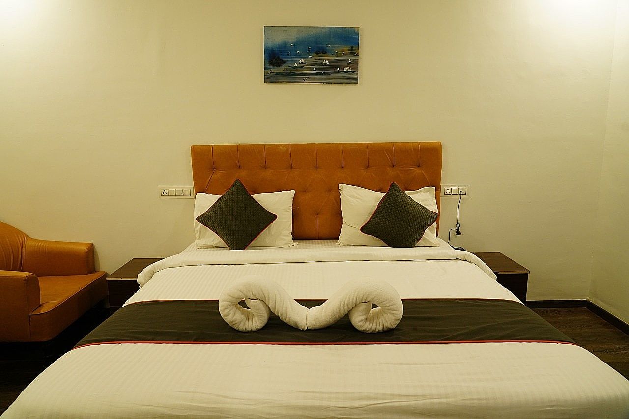 Suraksha Stay ITPL Hotel Standard Room 2