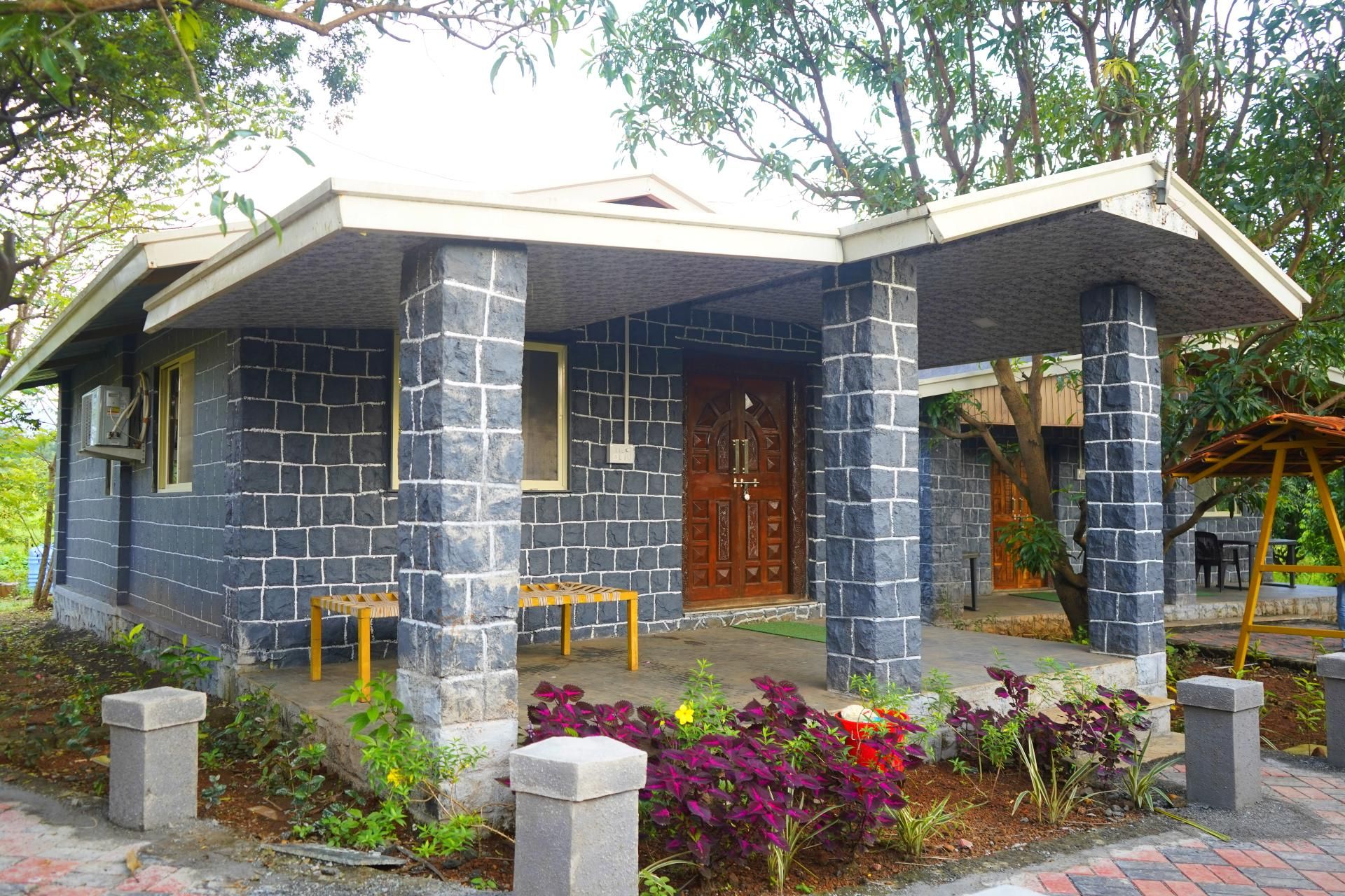 THE AVI'S VILLAGE AGROTOURISM