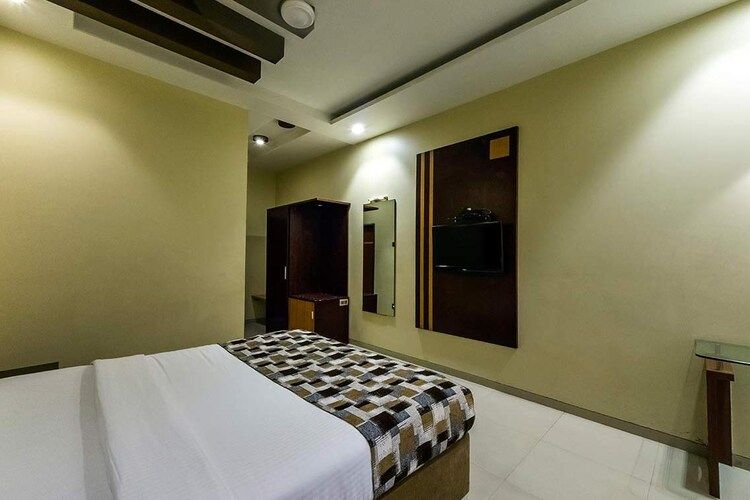 Business Executive Room
