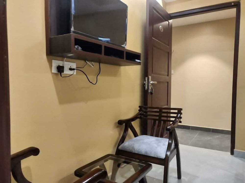 The Republic  Deluxe Room 14