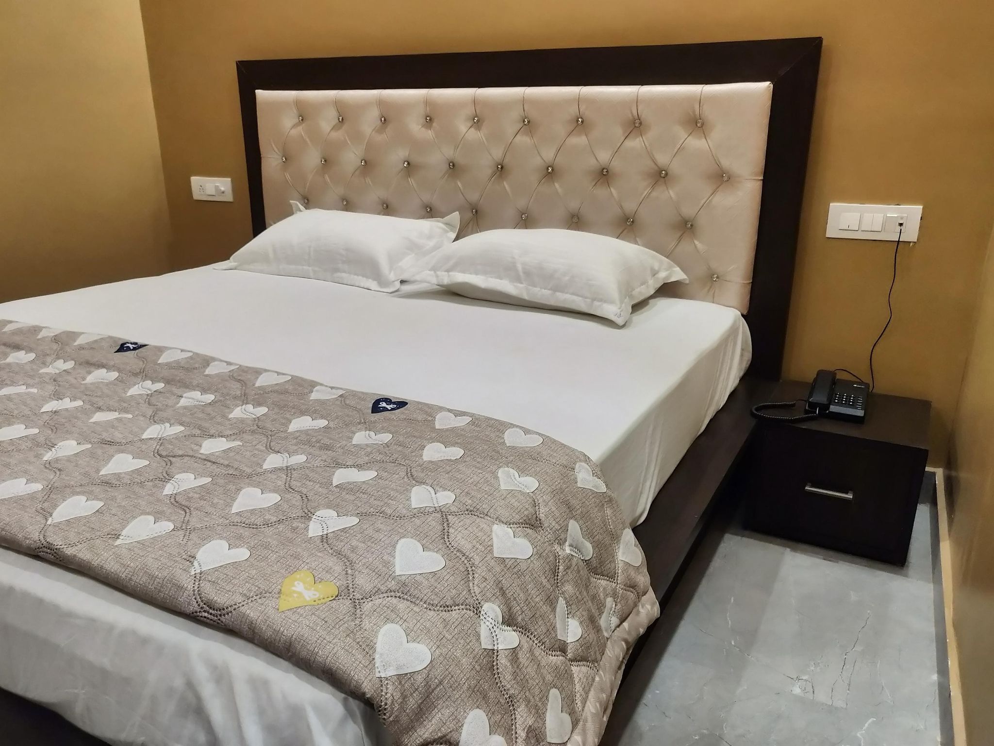 The Republic  Deluxe Room 7