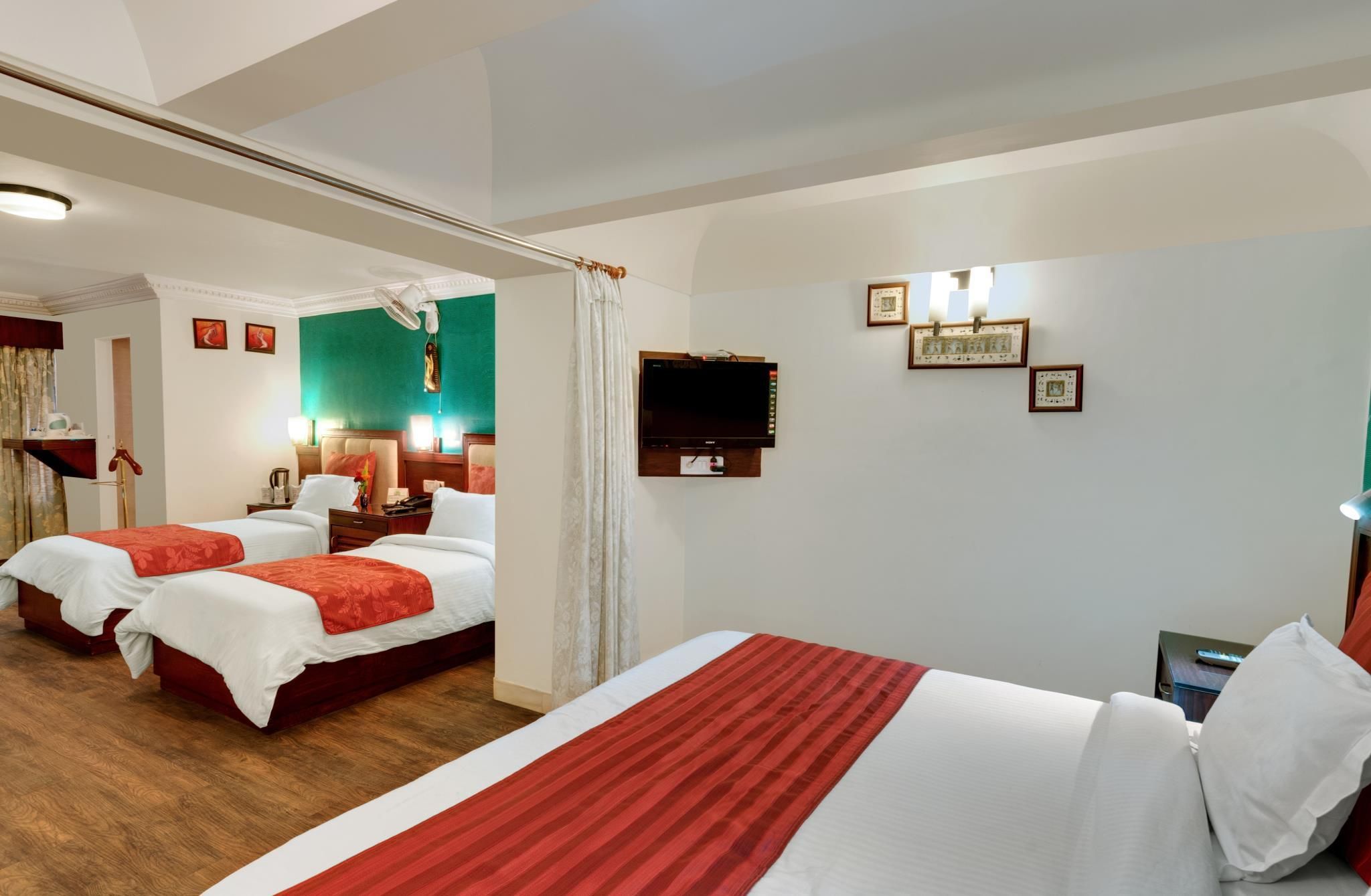Family Suite (4 Adults)