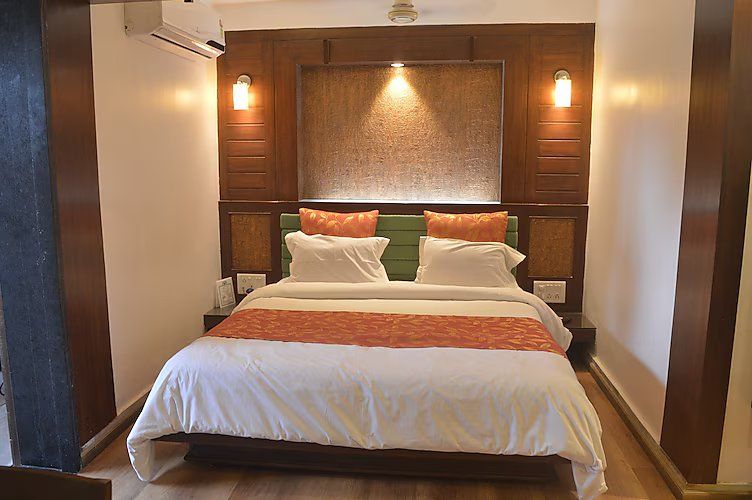 Super Deluxe With Balcony Room