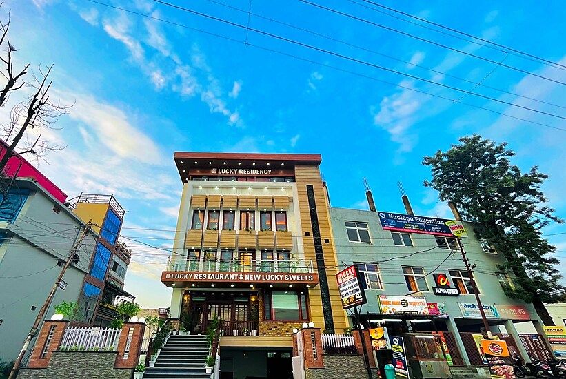 Hotel Lucky Residency, Dehradun