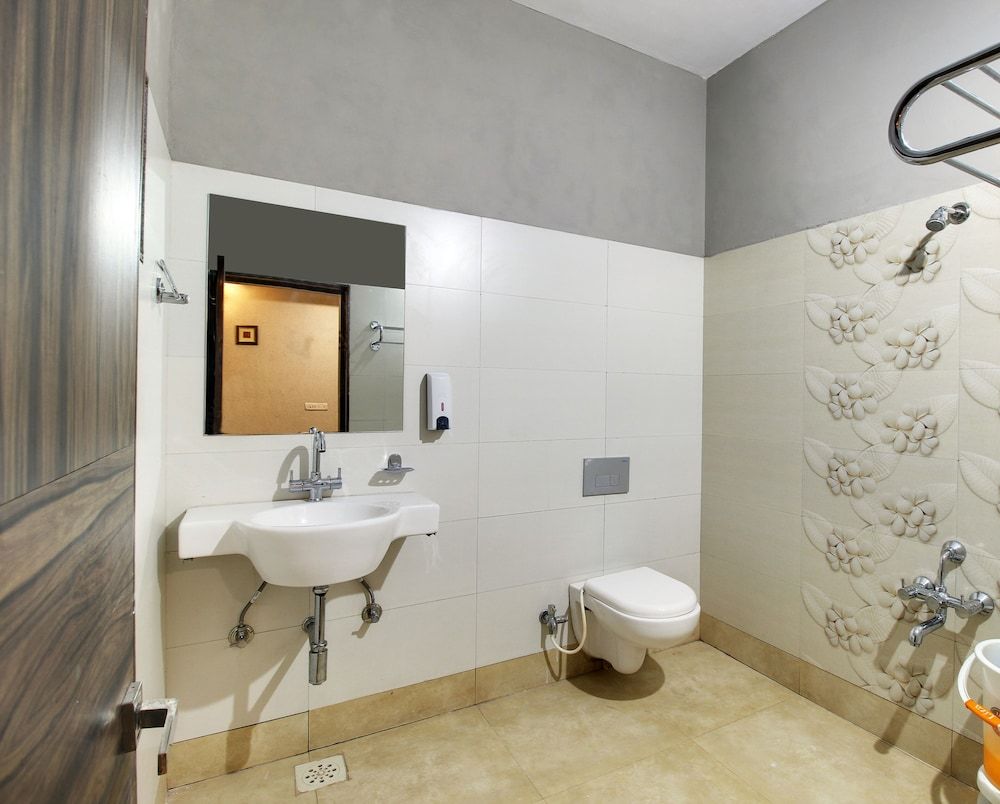 Achal Resort Deluxe AC Room 29