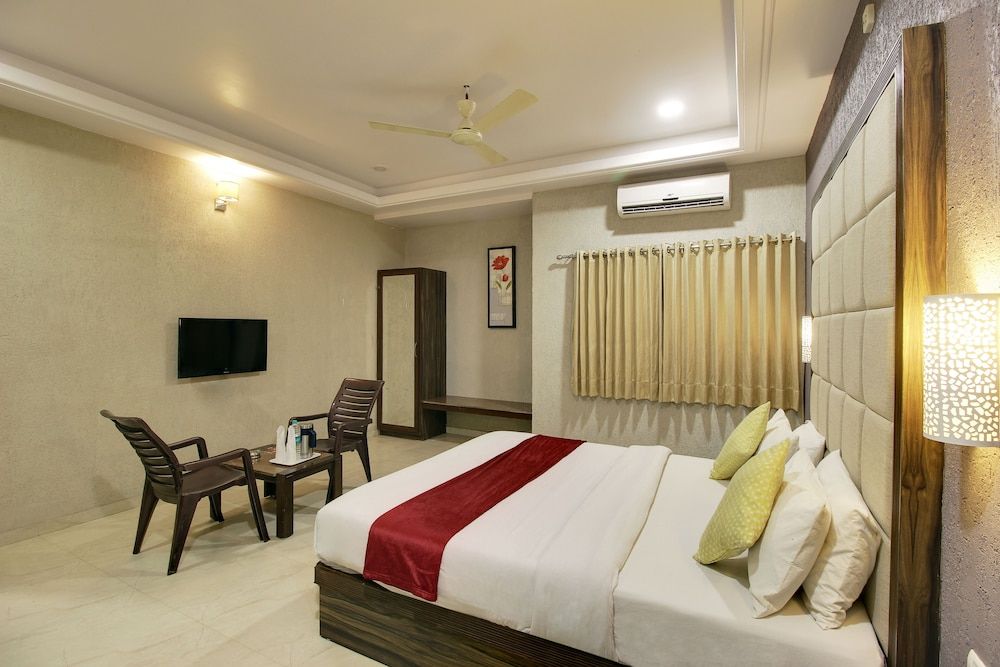 Achal Resort Deluxe AC Room 8