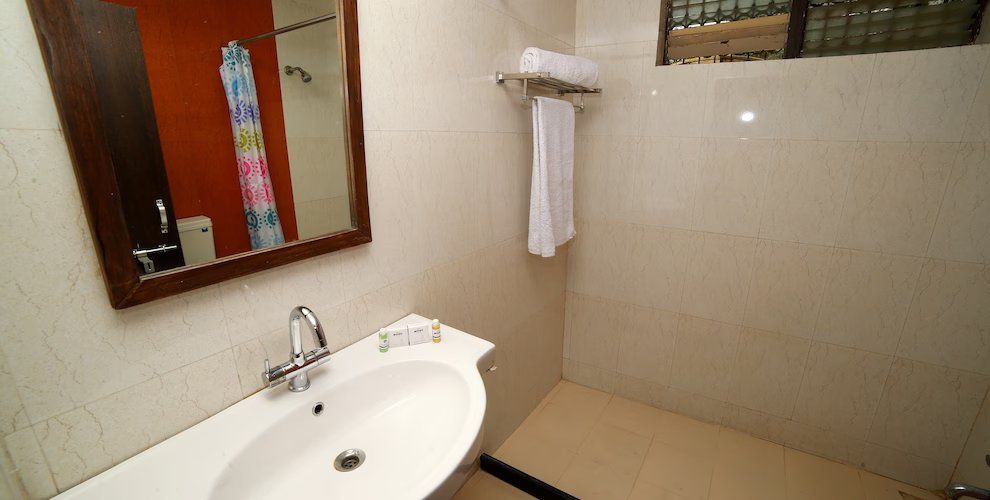 Samiralok - Boutique Garden Retreat Deluxe AC Room 5