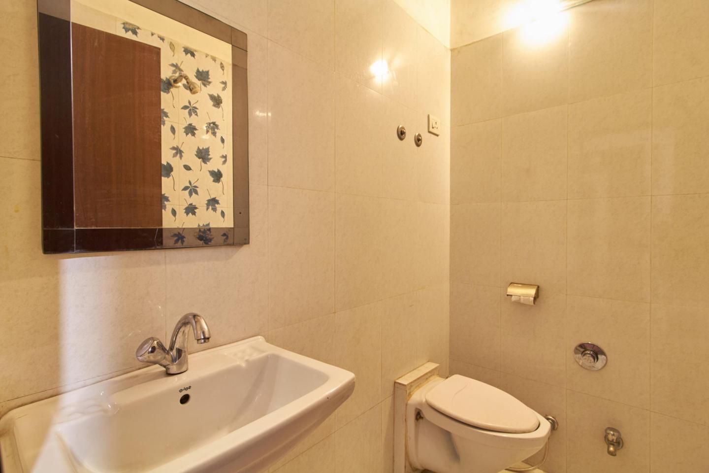 Deluxe Triple Bed AC Room