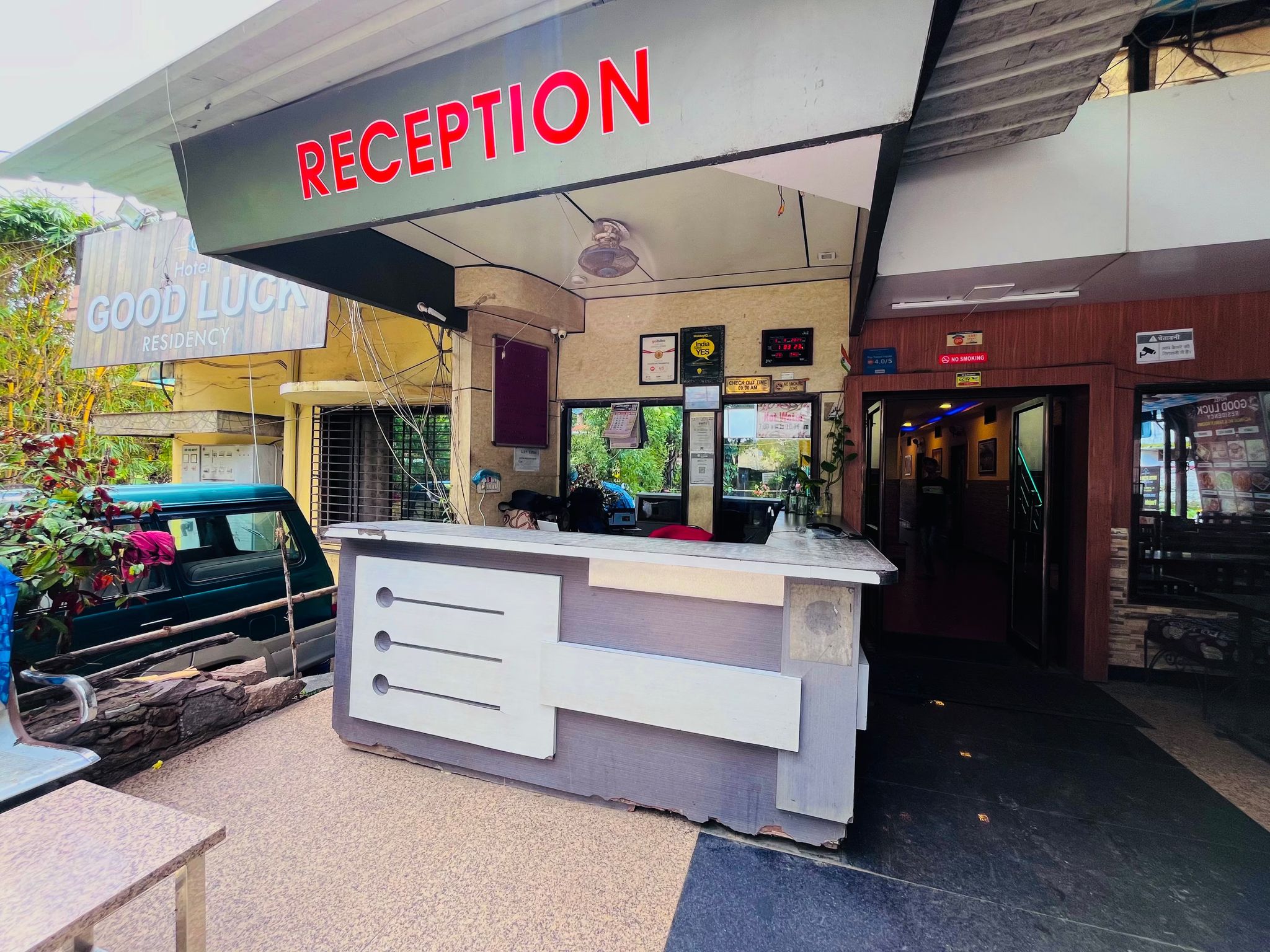 Hotel Good Luck Residency