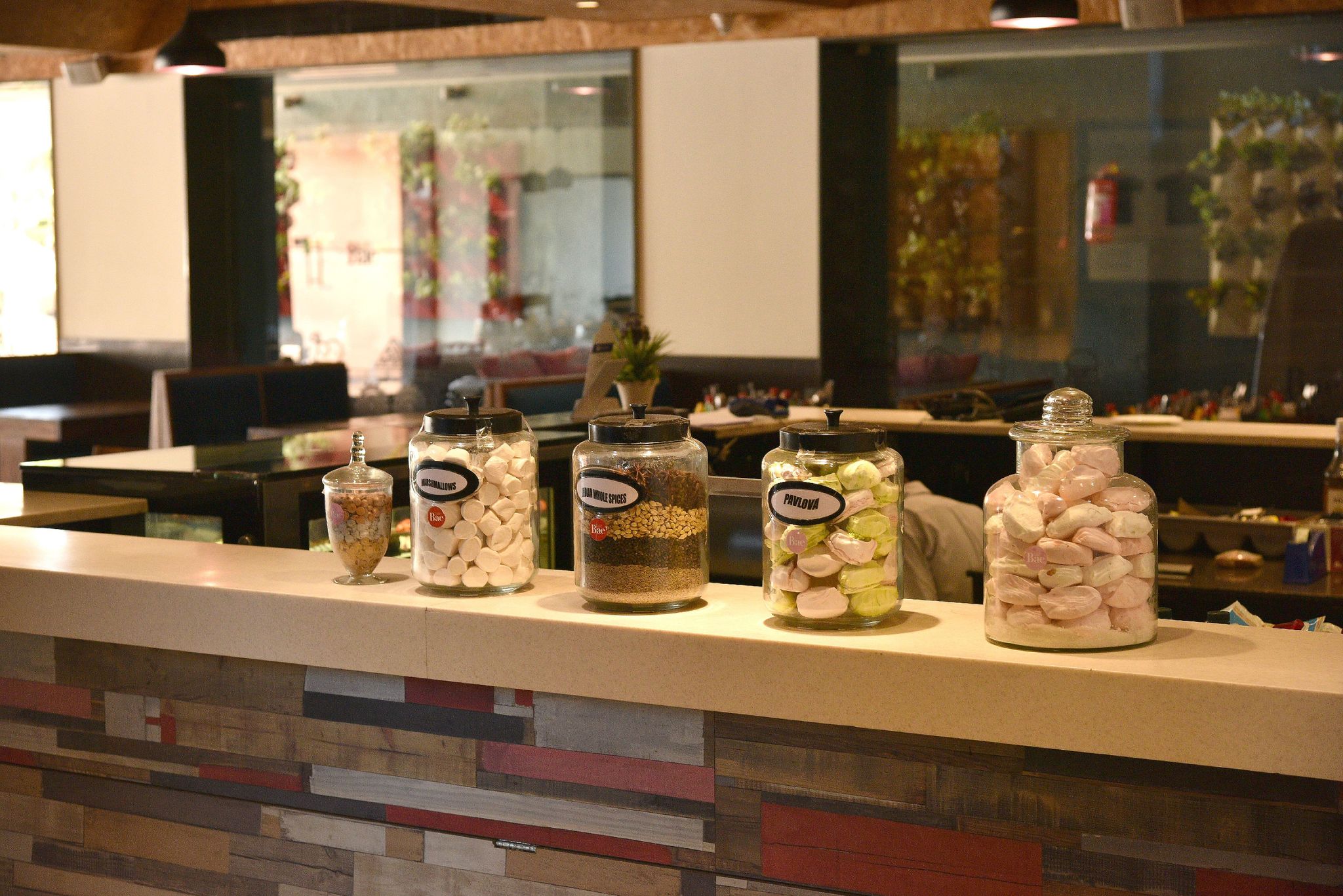 Food & Dining