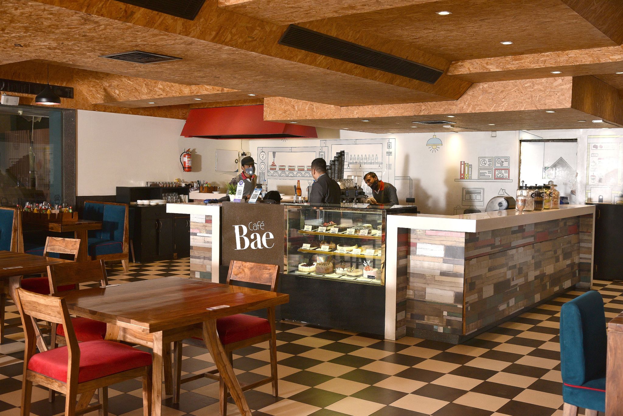 Food & Dining