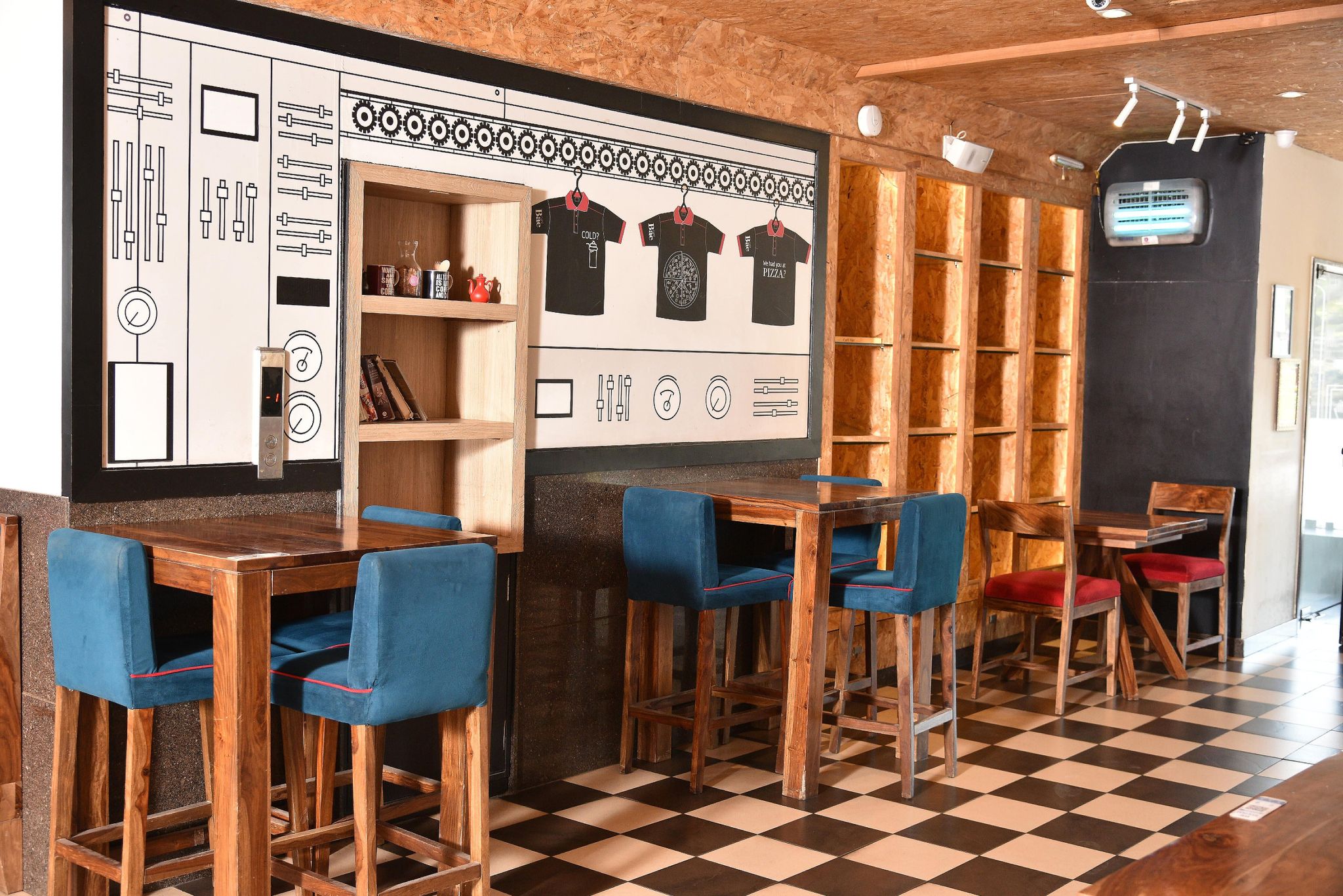 Food & Dining