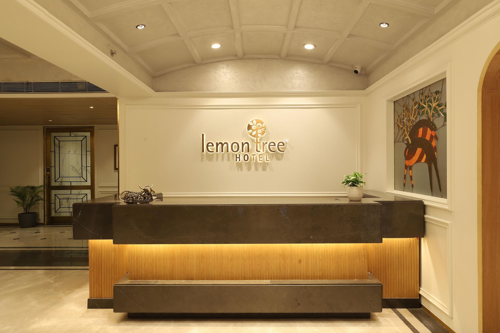 undefined Lemon Tree Hotel, Bhopal 2