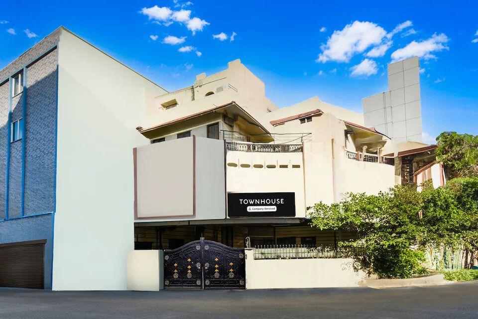 Super Townhouse Townvilla Guesthouse