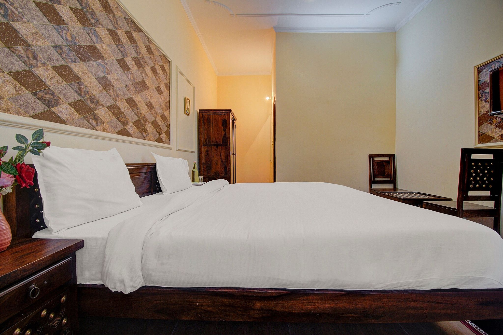 Hotel O The hill view resort Deluxe 9