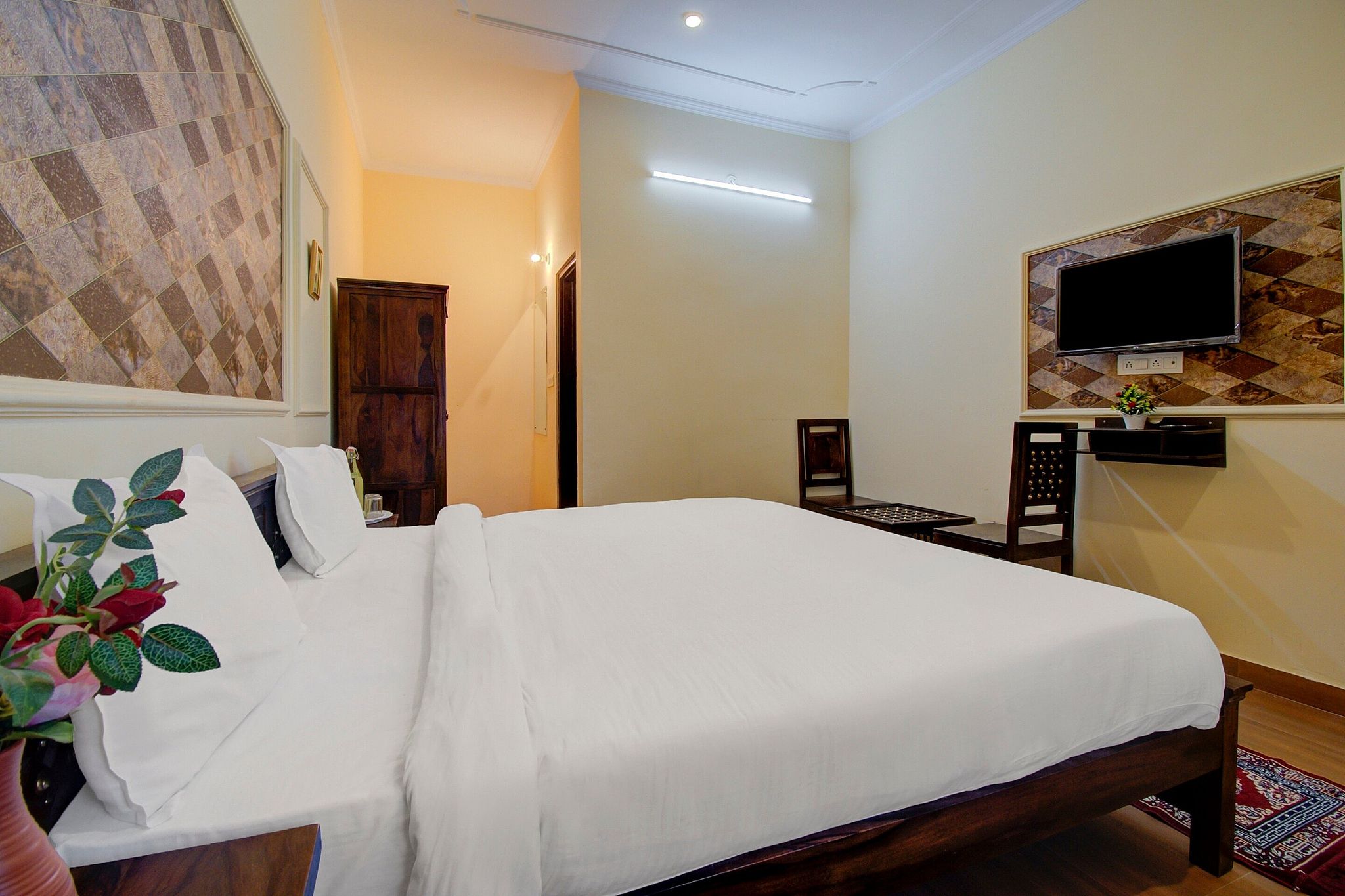 Hotel O The hill view resort Deluxe 6