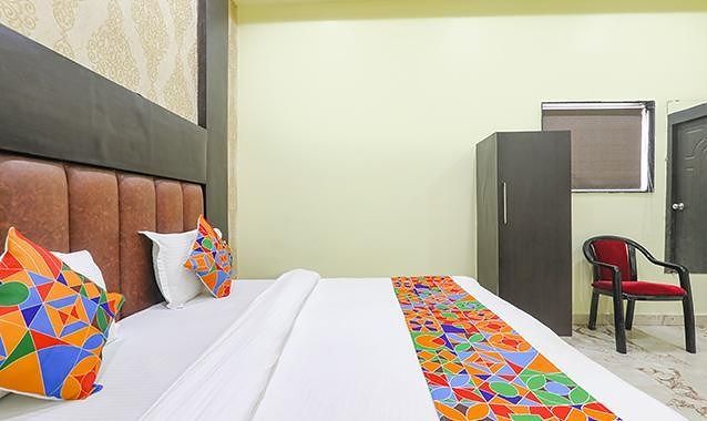 FabExpress GS Residency Deluxe Room