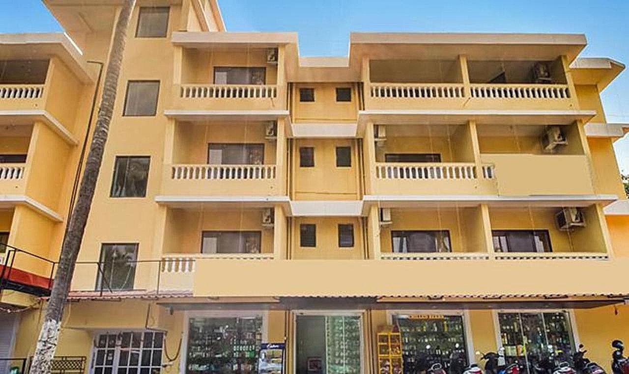 FabExpress De Classio With Pool, Candolim