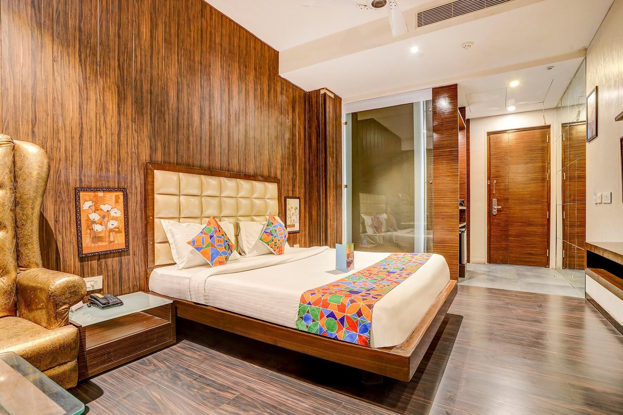 FabHotel Prudent
