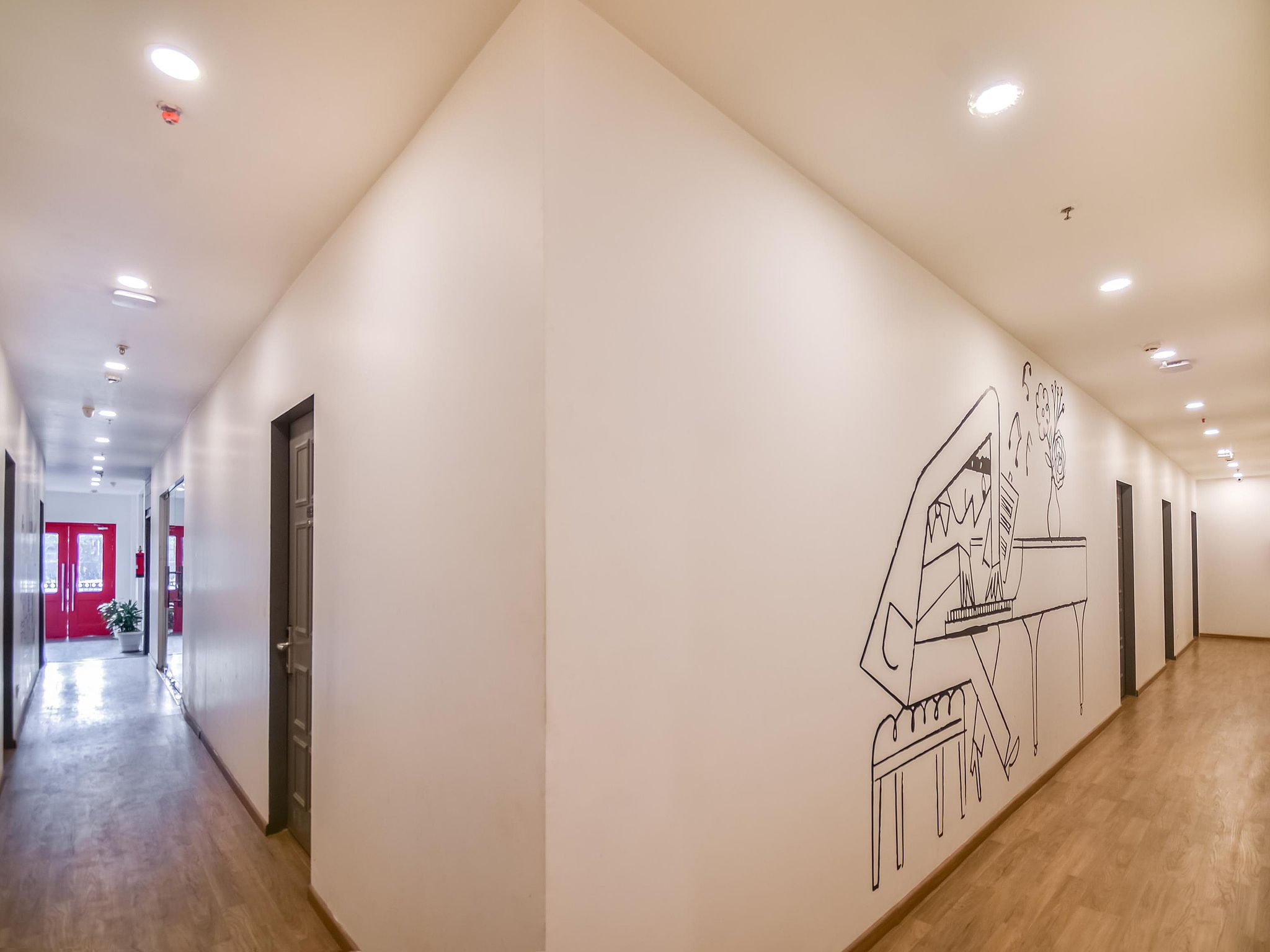 undefined Hotel Townhouse 4
