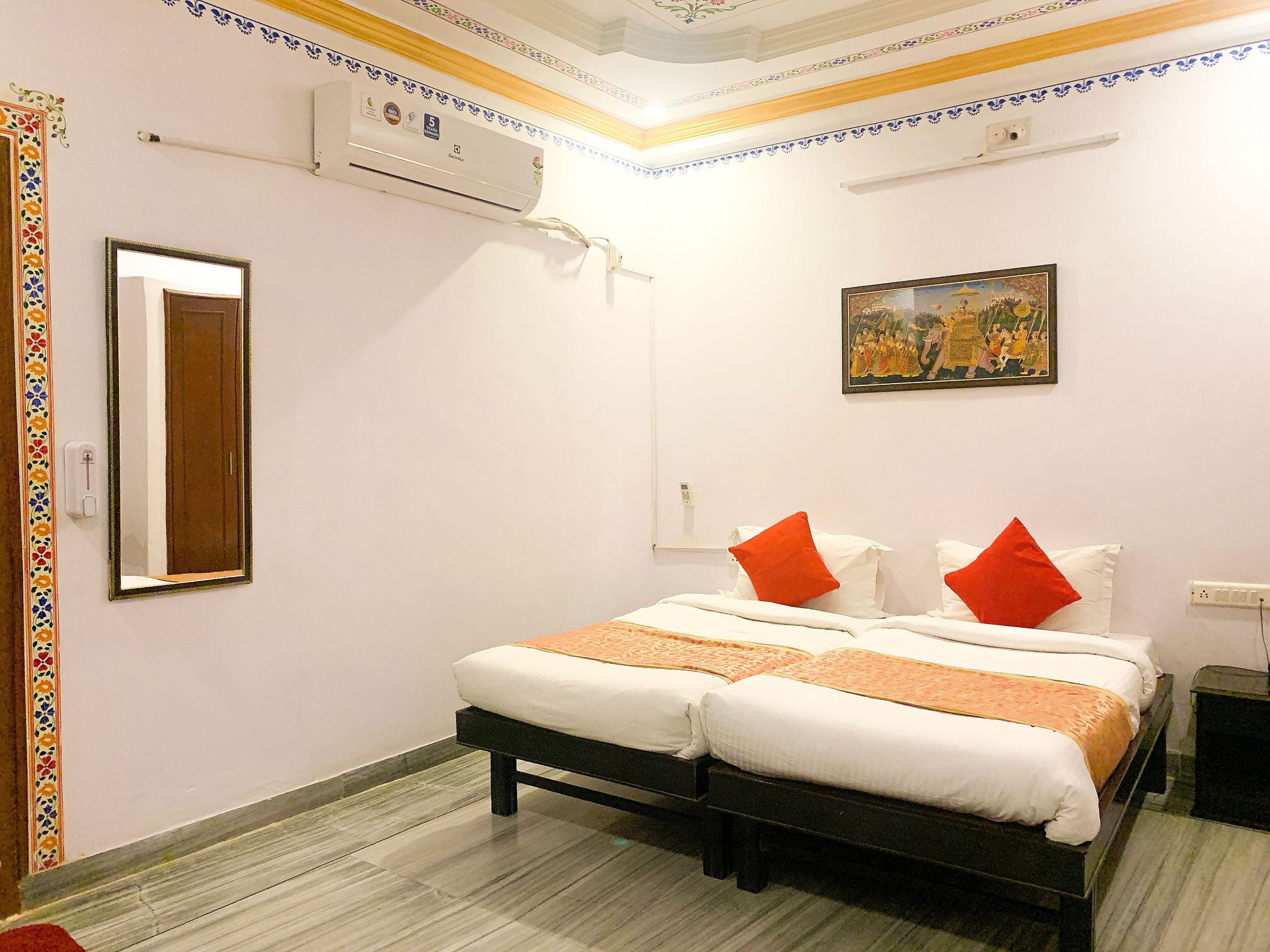 Pine Haveli Deluxe Double Room 6
