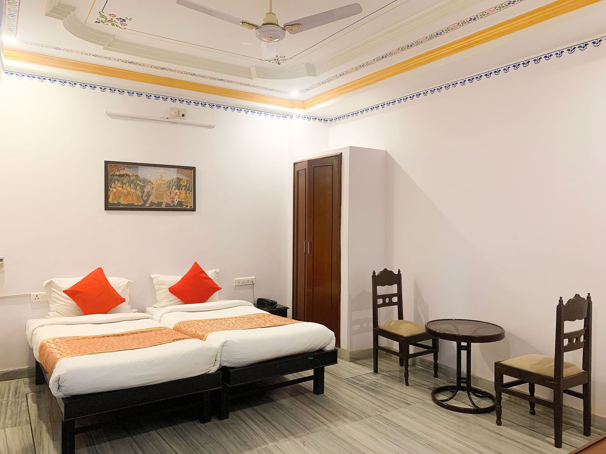 Pine Haveli Deluxe Double Room 8