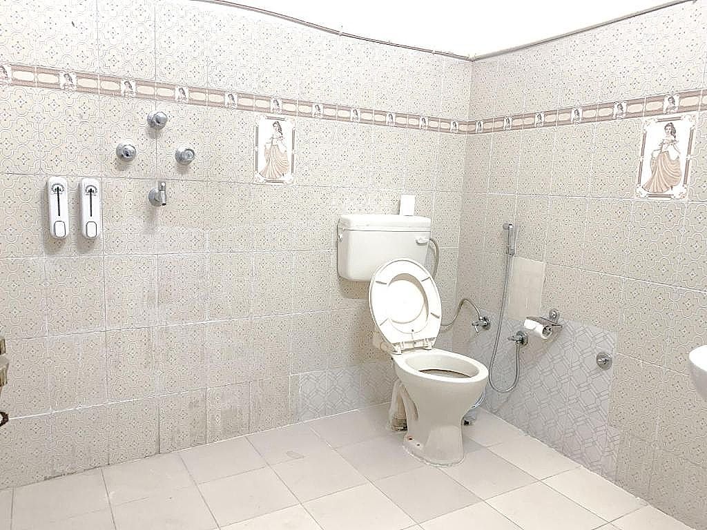 Pine Haveli Super Deluxe Room with Bathtub 5