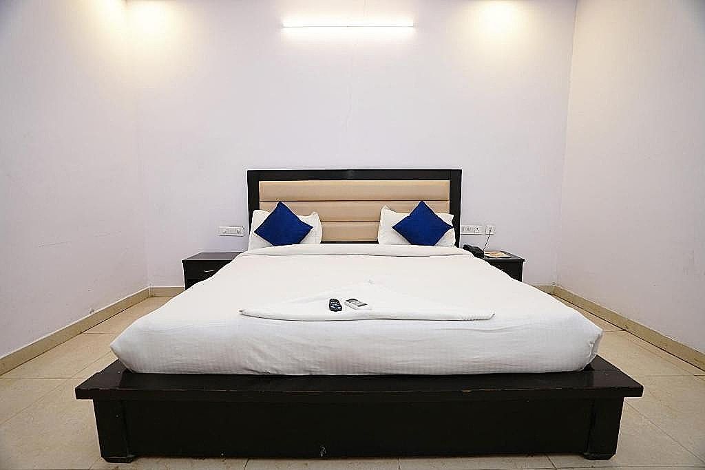 undefined White Rock Hotel  5
