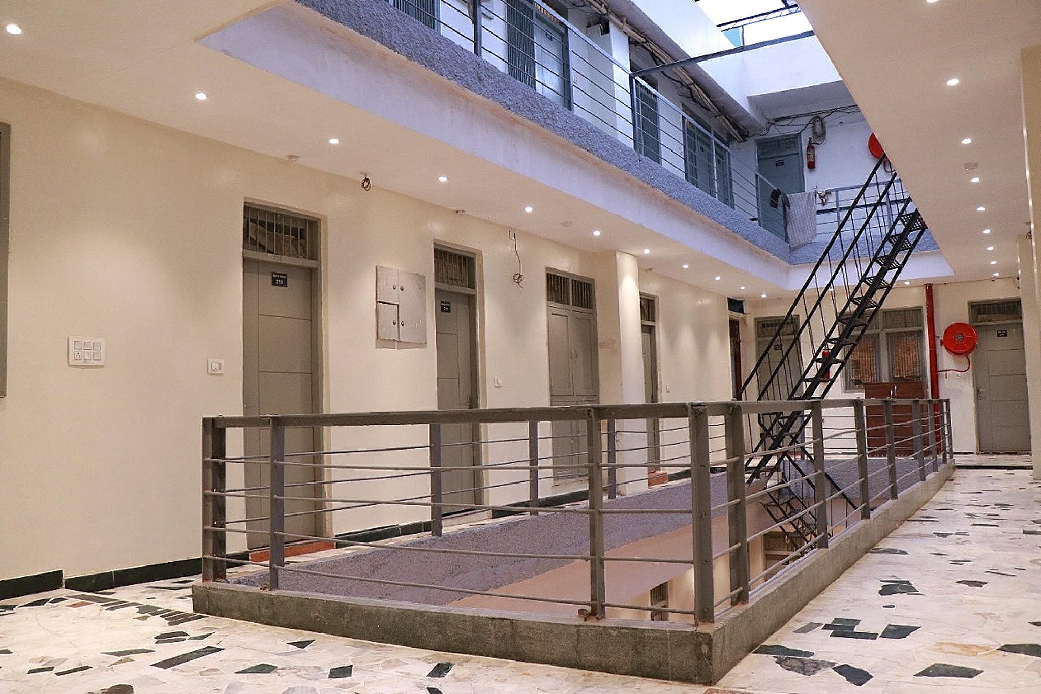 undefined Amrit Hotel 6