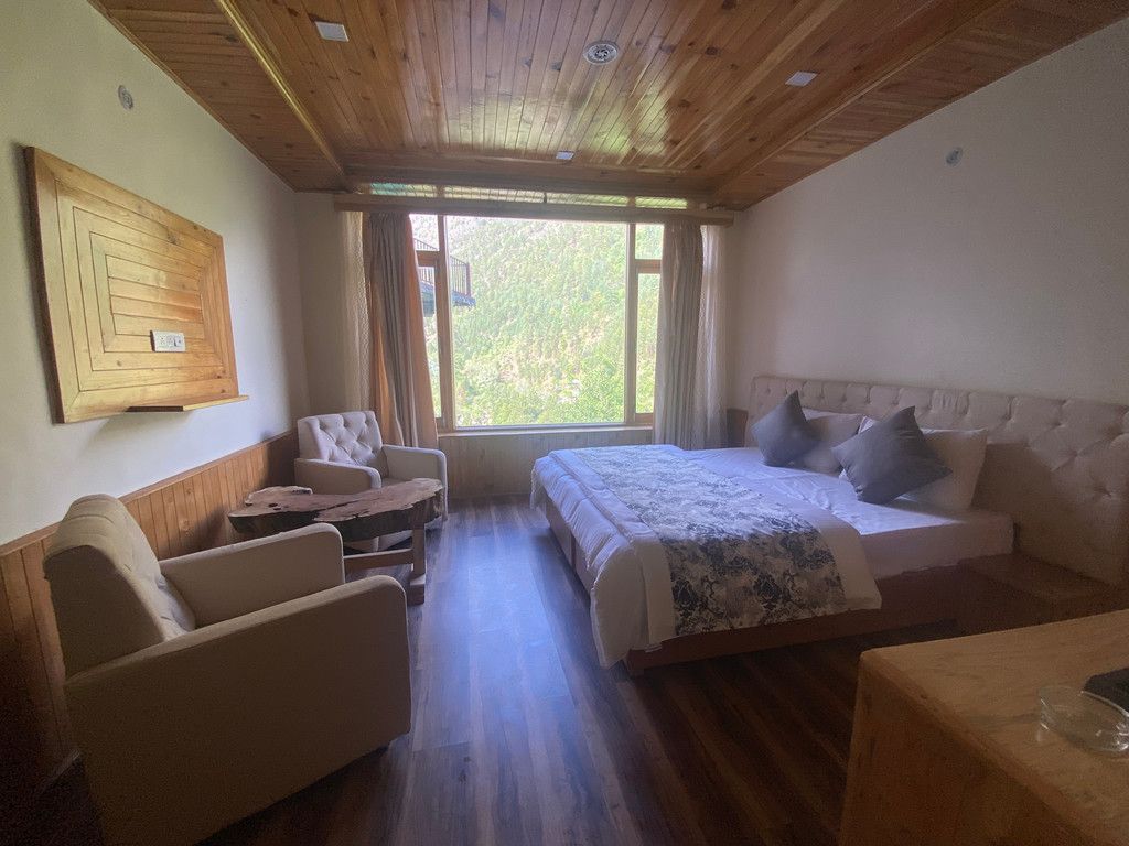 House of Sharon THE HIMADRI PREMIUM SUITE 3