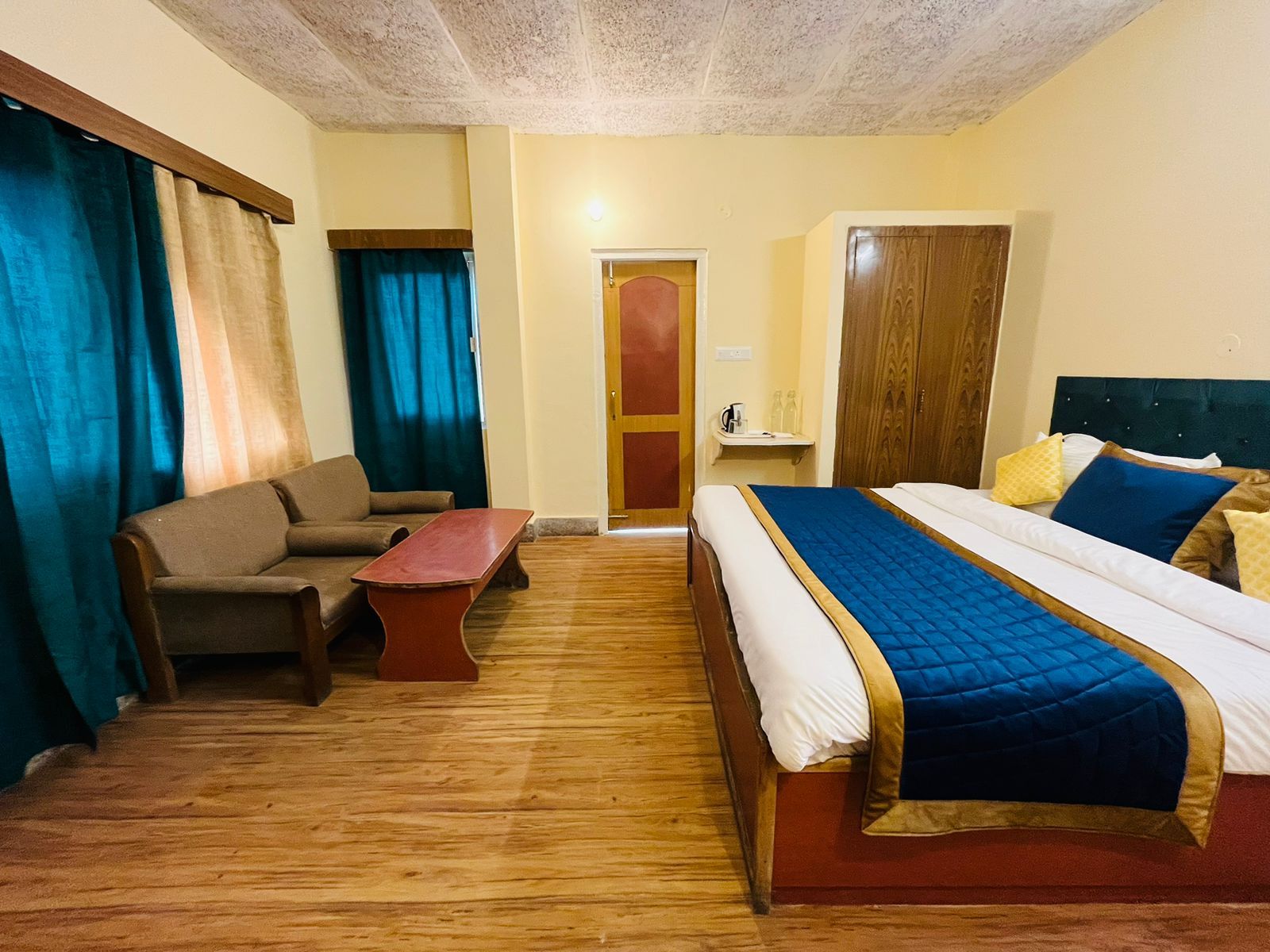 Deluxe Room with Balcony