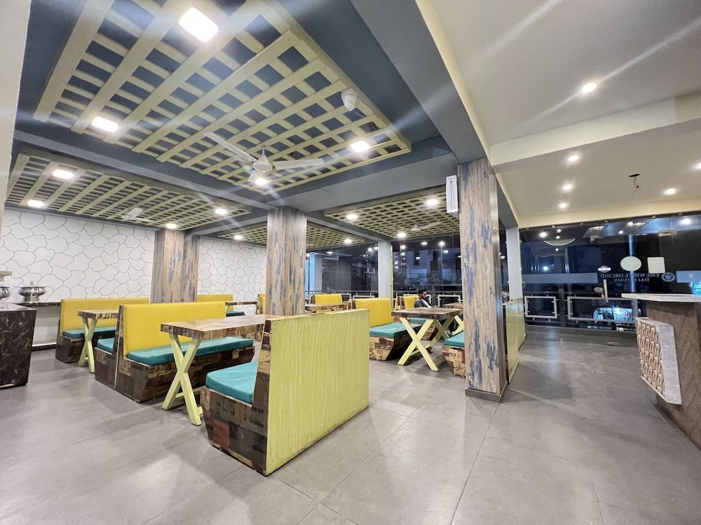undefined Hotel White Orchid 5
