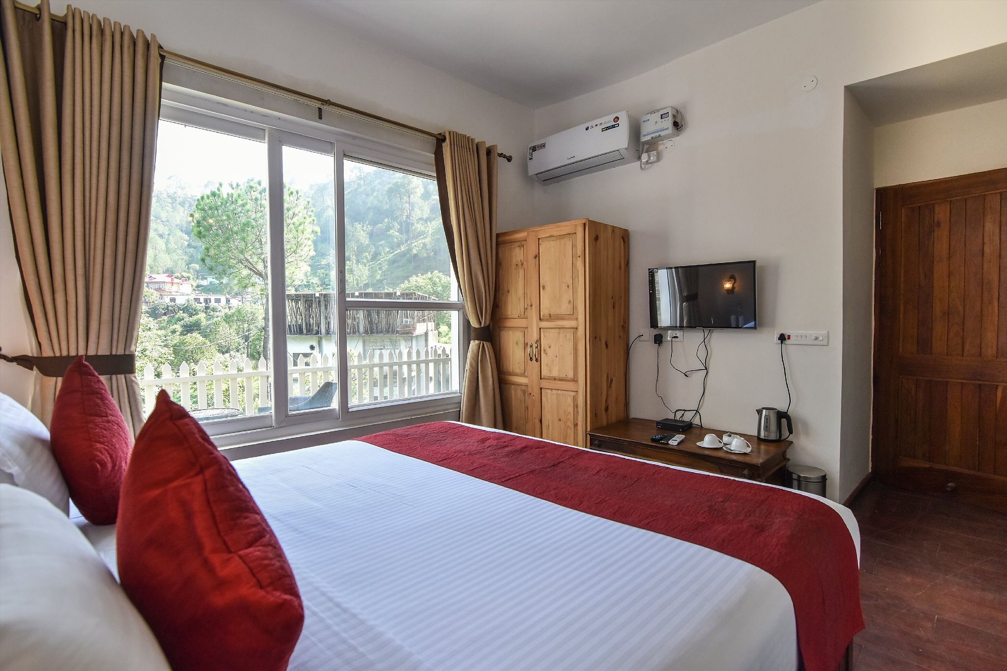 Jungle Lodge Resorts Cottage Garden (Bedroom, Garden) 3