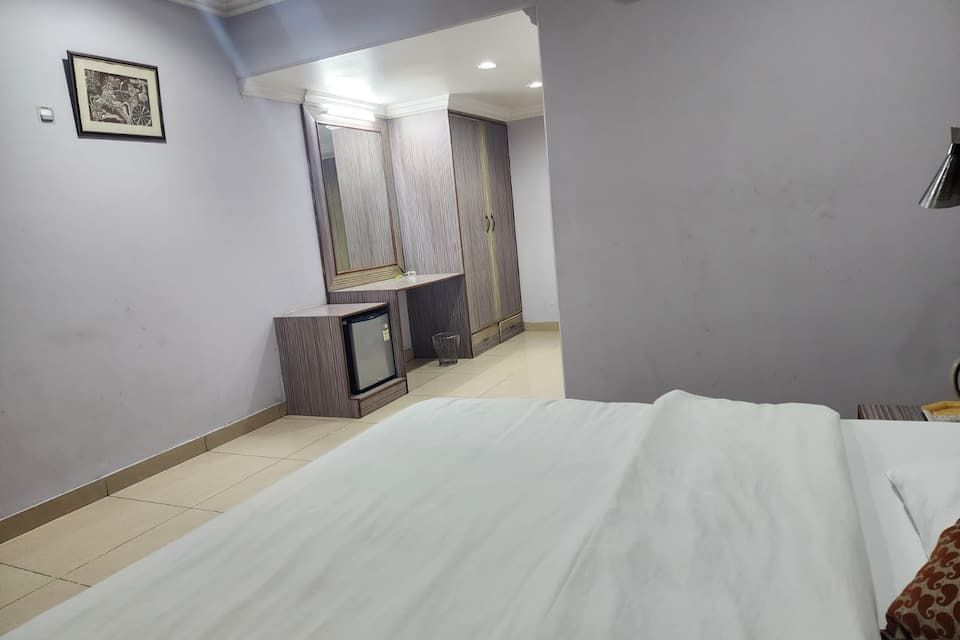 Deluxe Single Room